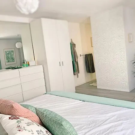 The Modern Penthouse In Old Town Estepona, 3 Bed 2 Bathroom * Estepona
