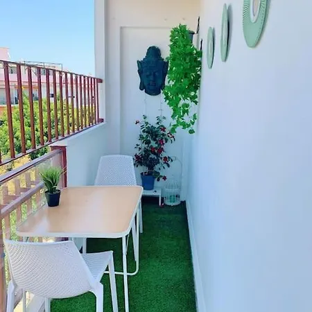 The Modern Penthouse In Old Town Estepona, 3 Bed 2 Bathroom Apartment