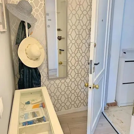 Apartment The Modern Penthouse In Old Town Estepona, 3 Bed 2 Bathroom *